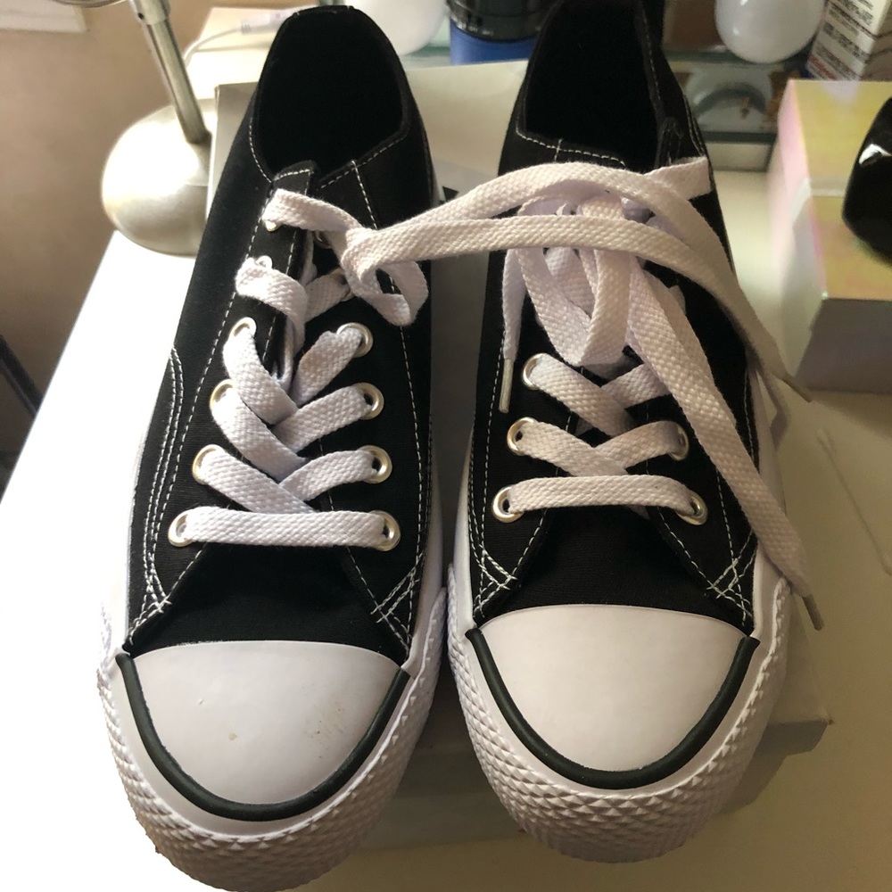 Men’s Airwalk shoes